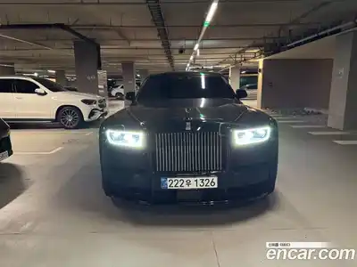 Rolls-Royce Phantom, 2021