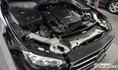 Mercedes-Benz E-Class 2021 2.0 Автомат в Москве № 264556, миниатюра 12