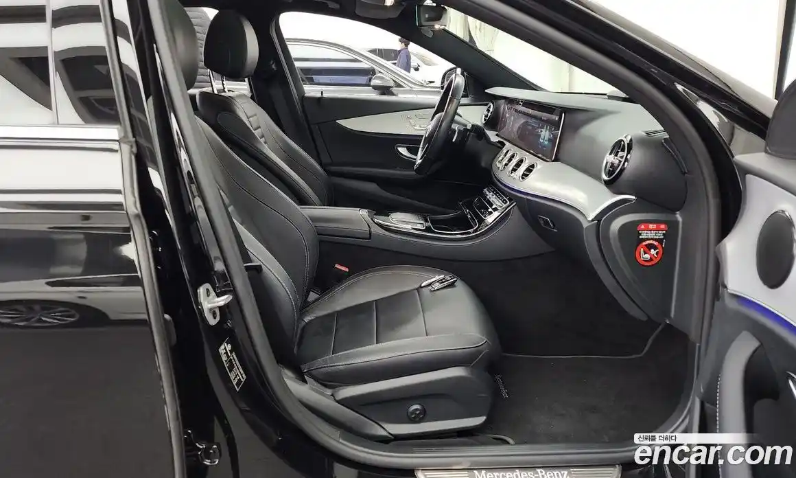 Mercedes-Benz E-Class 2021 2.0 Автомат в Москве № 264556, фото 18