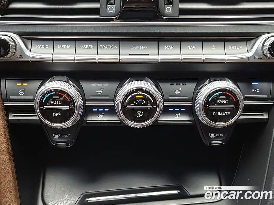 Genesis G70 2018 2.0 Автомат в Москве № 26984, фото 15