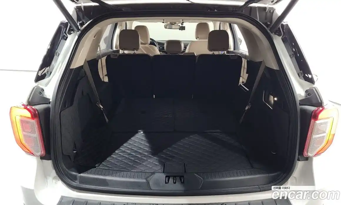 Ford Explorer 2021 2.3 Автомат в Москве № 273428, фото 14