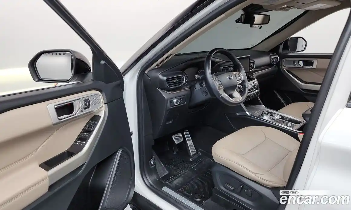 Ford Explorer 2021 2.3 Автомат в Москве № 273428, фото 18