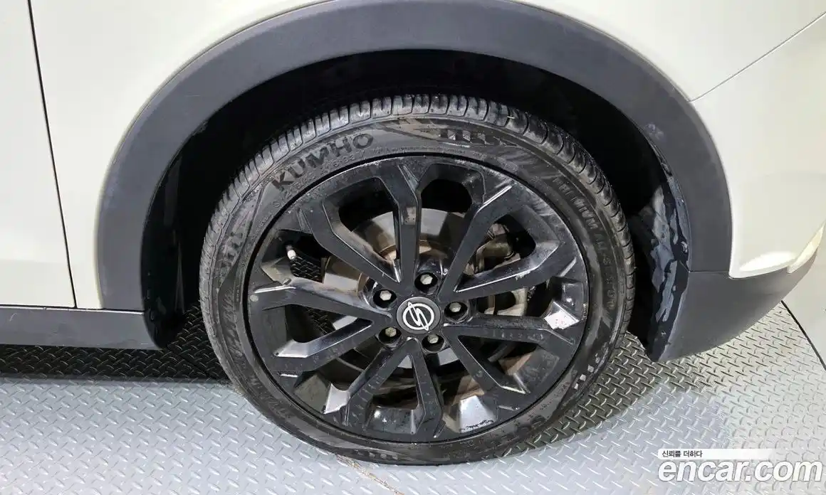 SsangYong TIBOLI 2017 1.6 Автомат в Москве № 28188, фото 8