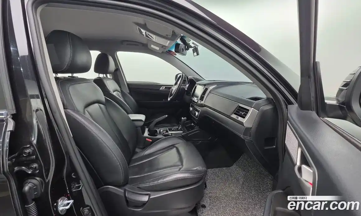 SsangYong Rexton 2018 2.2 Автомат в Москве № 28629, фото 3