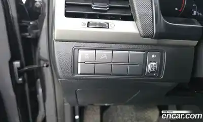 SsangYong Rexton 2018 2.2 Автомат в Москве № 28629, миниатюра 10