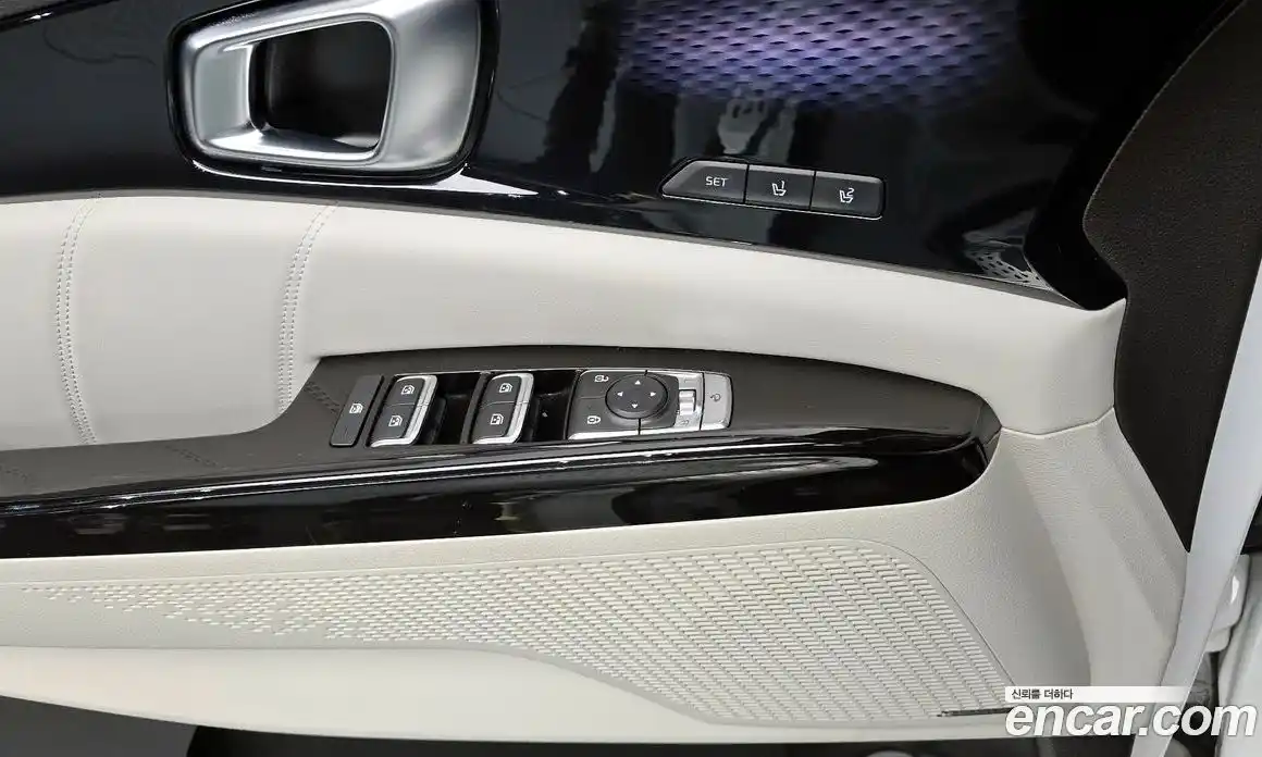 Kia Canival 2023 2.2 Автомат в Москве № 286593, фото 7