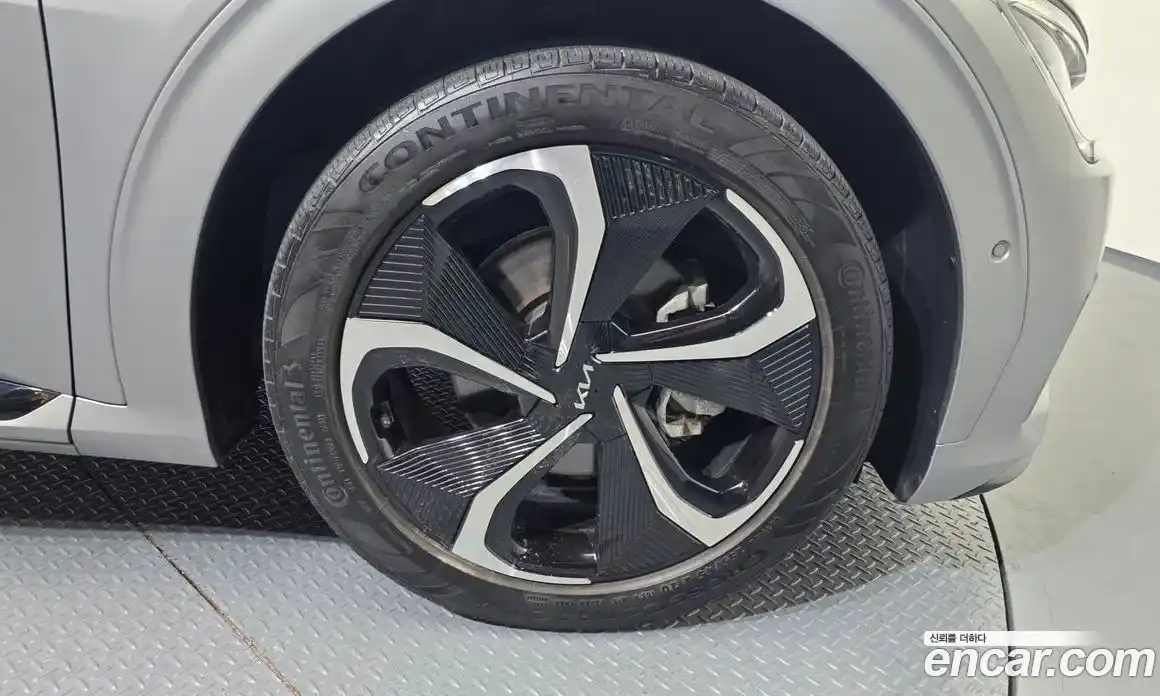 Kia EV6 2022 0.1 Автомат в Москве № 287562, фото 16