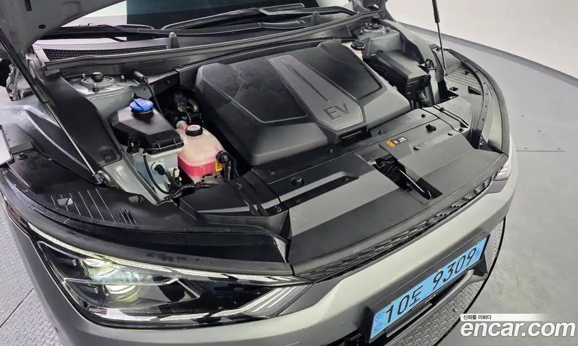 Kia EV6 2022 0.1 Автомат в Москве № 287562, фото 18