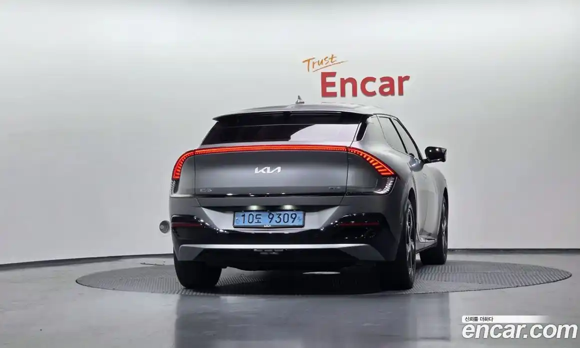 Kia EV6 2022 0.1 Автомат в Москве № 287562, фото 8