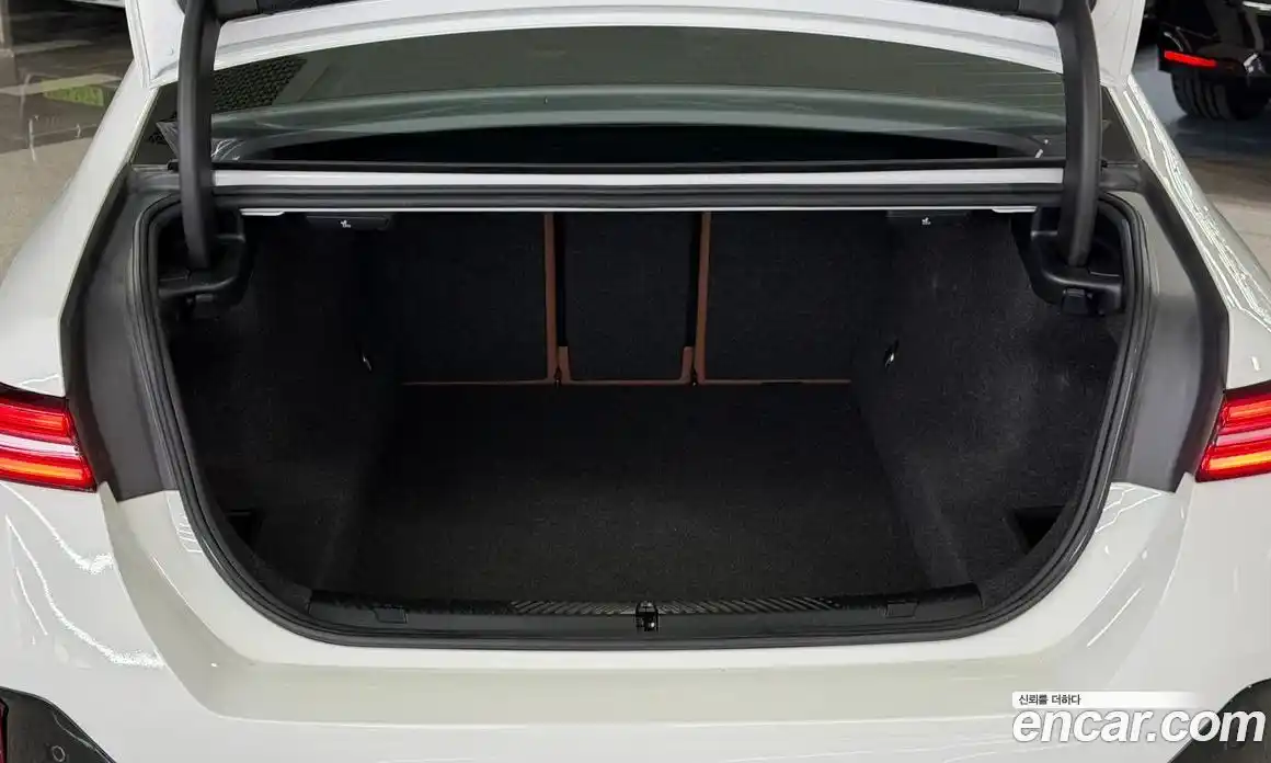 BMW 5-Series 2024 2.0 Автомат в Москве № 302881, фото 11