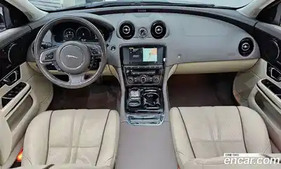 Jaguar XJ 2016 3.0 Автомат в Москве № 305138, миниатюра 10