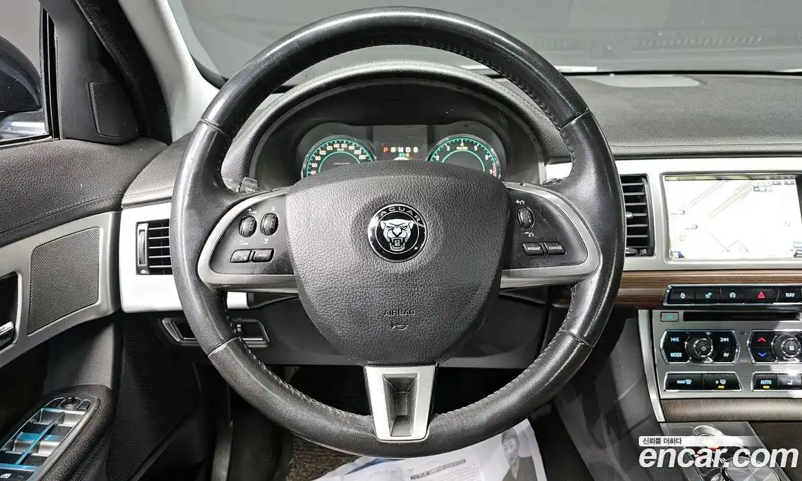 Jaguar XF 2015 3.0 Автомат в Москве № 311262, фото 6