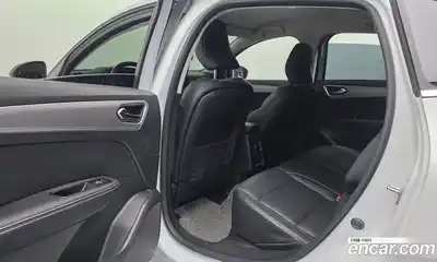 Renault XM3 2023 1.3 Автомат в Москве № 316172, миниатюра 3