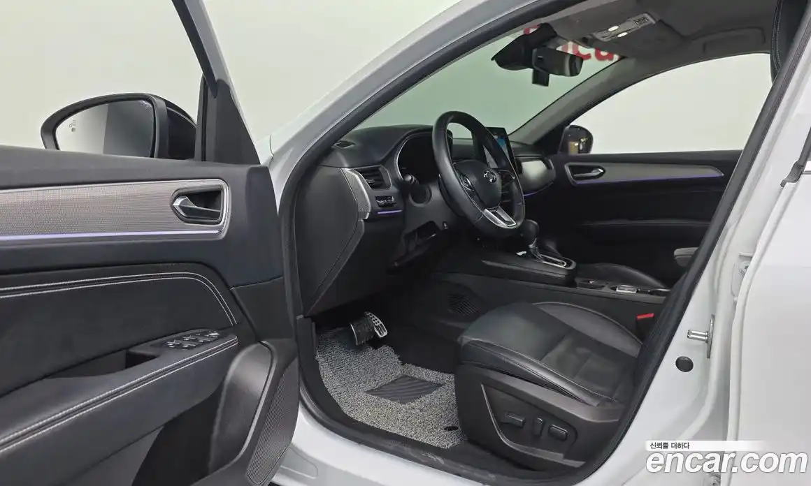 Renault XM3 2023 1.3 Автомат в Москве № 316172, фото 9