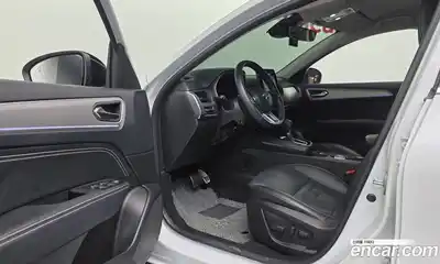 Renault XM3 2023 1.3 Автомат в Москве № 316172, миниатюра 9