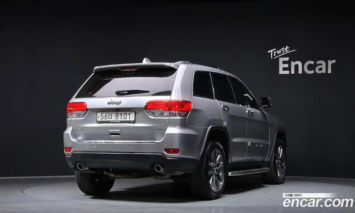 Jeep Cherokee 2018 3.6 Автомат в Москве № 322593, фото 4