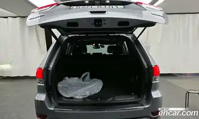 Jeep Cherokee 2018 3.6 Автомат в Москве № 322593, миниатюра 5