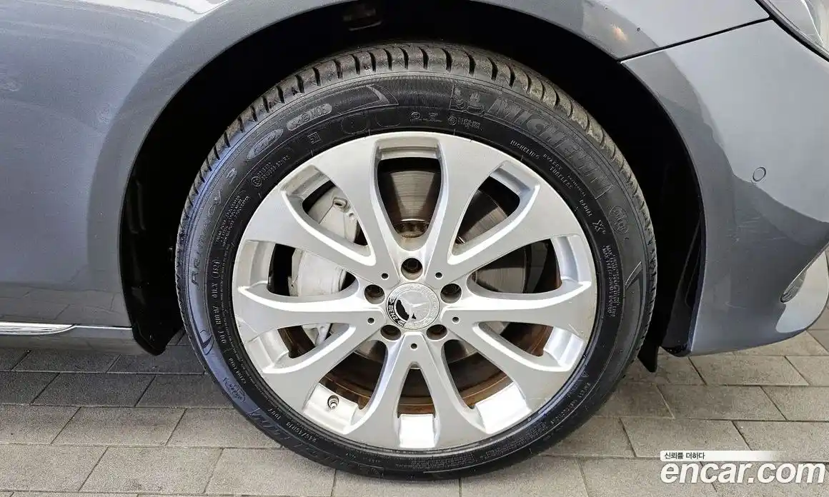 Mercedes-Benz E-Class 2019 2.0 Автомат в Москве № 323444, фото 14