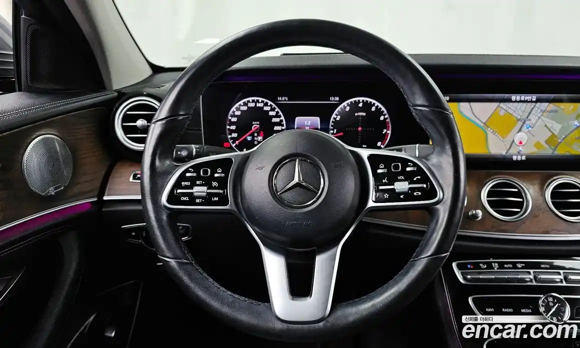 Mercedes-Benz E-Class 2019 2.0 Автомат в Москве № 323444, фото 19