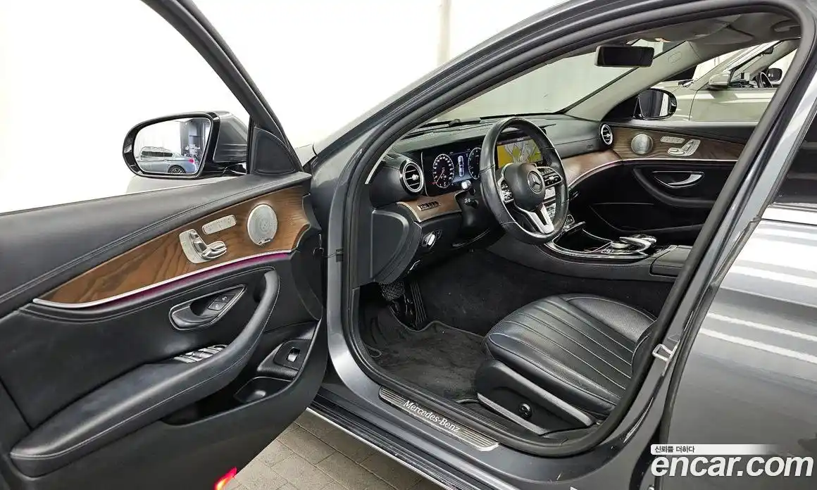 Mercedes-Benz E-Class 2019 2.0 Автомат в Москве № 323444, фото 9