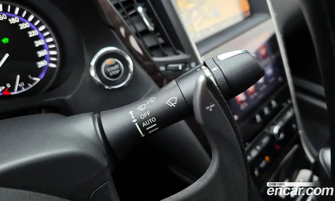 Infiniti Q50 2017 3.5 Автомат в Москве № 326825, фото 14