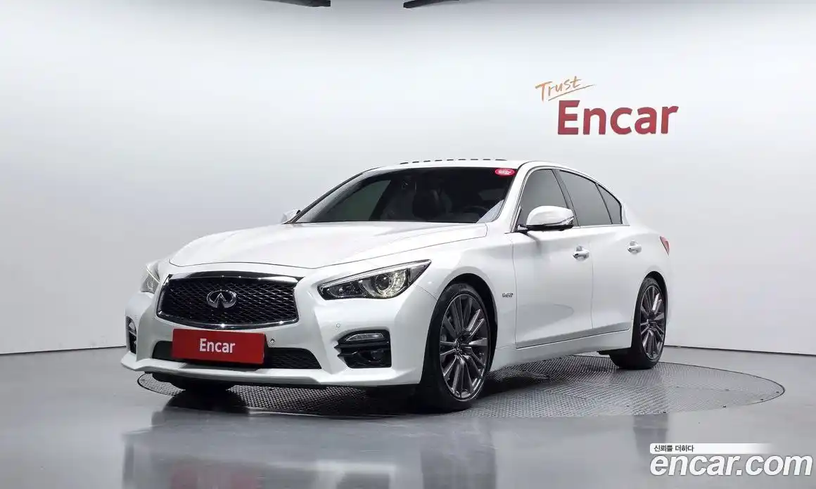 Infiniti Q50 2017 3.5 Автомат в Москве № 326825, фото 5