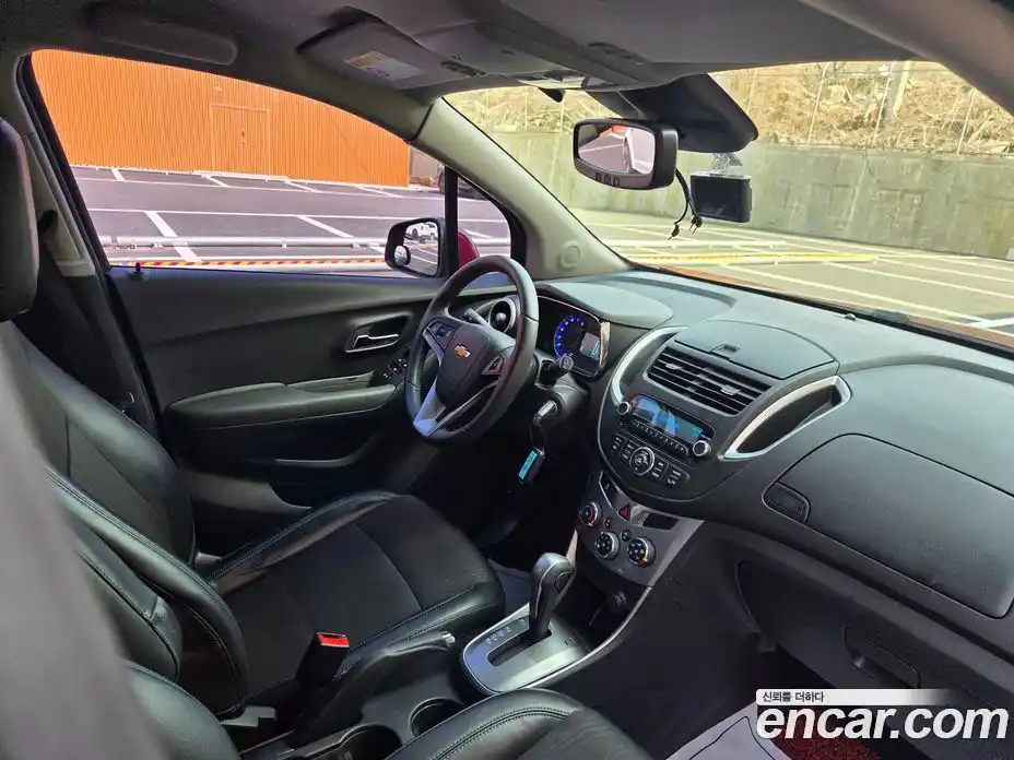 Chevrolet Trax 2014 1.4 Автомат в Москве № 327934, фото 18