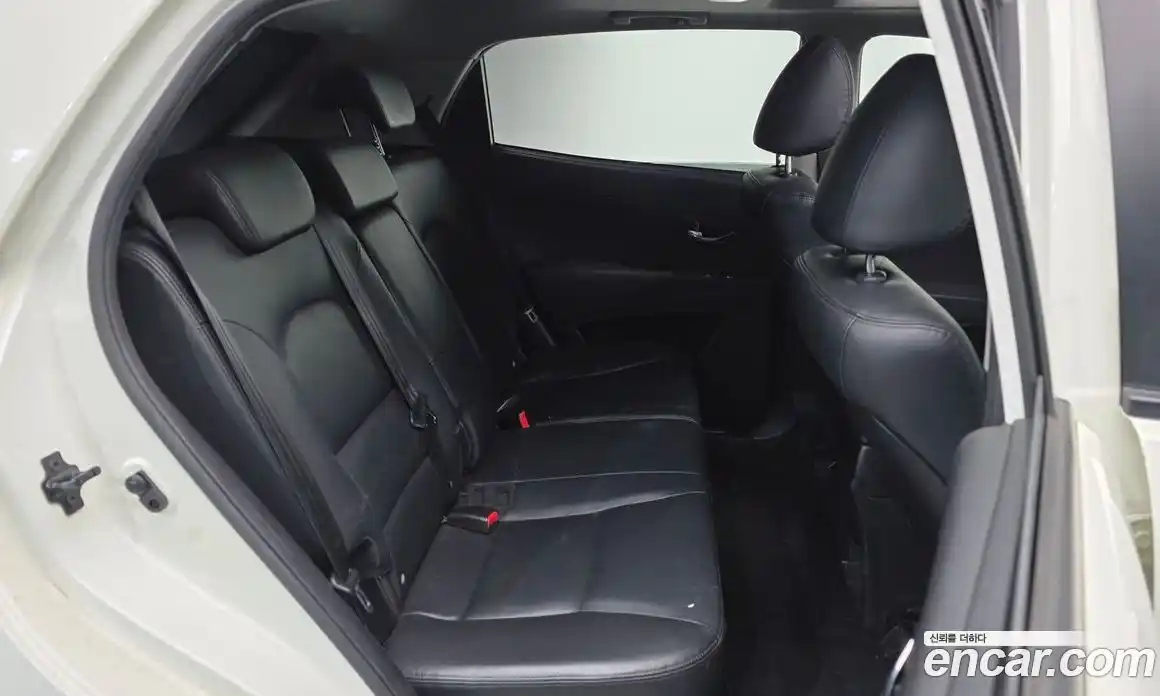 SsangYong Korando 2013 2.0 Автомат в Москве № 33107, фото 17