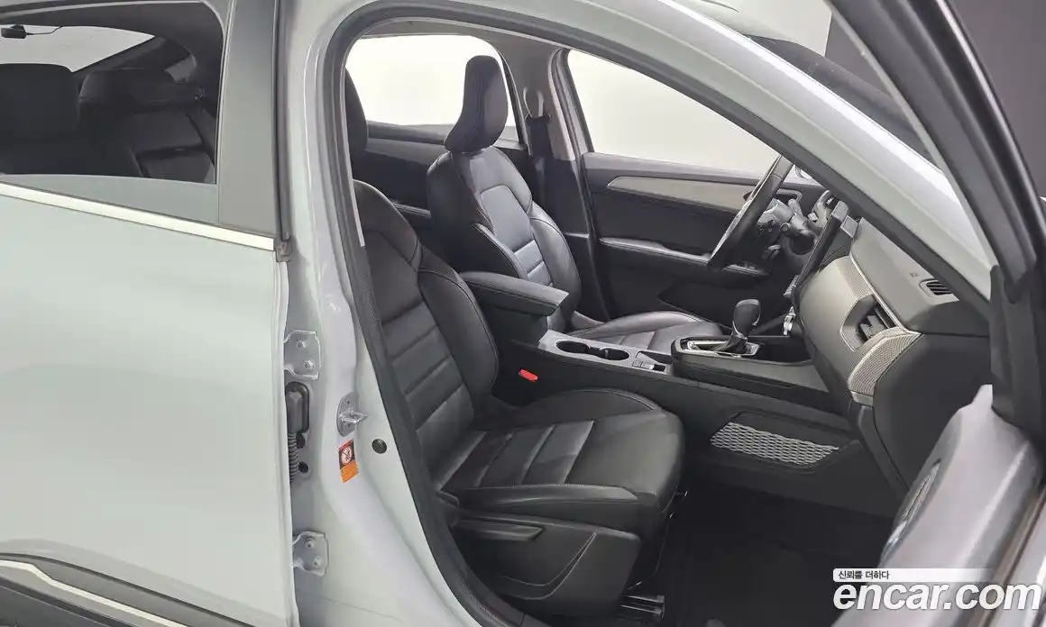 Renault XM3 2023 1.6 Автомат в Москве № 333693, фото 16