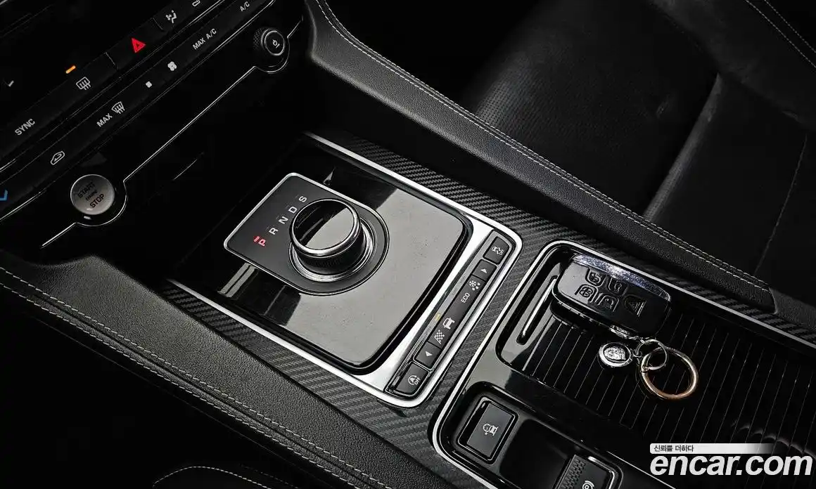 Jaguar F-Pace 2018 2.0 Автомат в Москве № 335827, фото 17