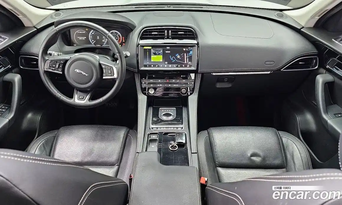 Jaguar F-Pace 2018 2.0 Автомат в Москве № 335827, фото 3