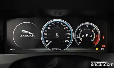 Jaguar F-Pace 2018 2.0 Автомат в Москве № 335827, миниатюра 9