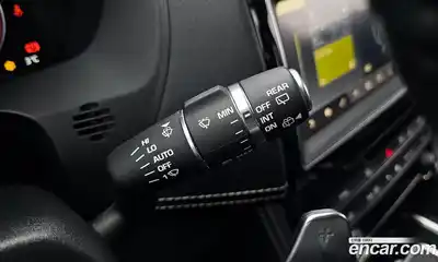 Jaguar F-Pace 2018 2.0 Автомат в Москве № 335827, миниатюра 10