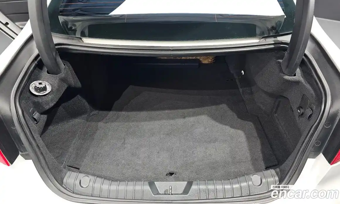 Jaguar XF 2017 2.0 Автомат в Москве № 335853, фото 20