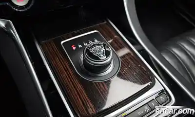Jaguar XF 2017 2.0 Автомат в Москве № 335853, миниатюра 9
