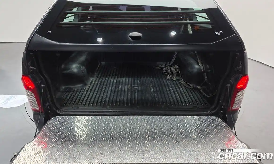 SsangYong Korando 2016 2.0 Автомат в Москве № 341747, фото 15