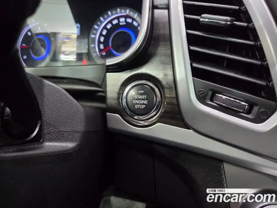 SsangYong Korando 2016 2.2 Автомат в Москве № 35674, фото 17