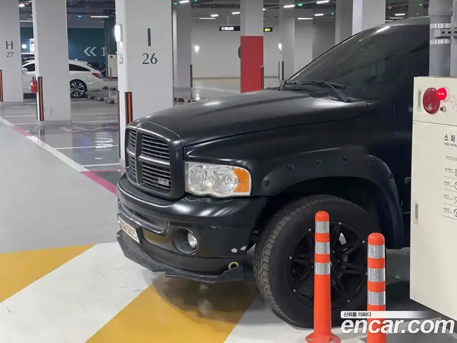 Dodge Ram Pick Up 2005 4.7 Автомат в Москве № 362274, фото 6