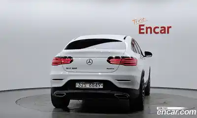 Mercedes-Benz GLC-Class 2019 2.0 Автомат в Москве № 369317, миниатюра 3