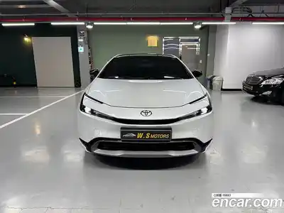 Toyota Prius 2024 2.0 Автомат в Москве № 383880, миниатюра 2