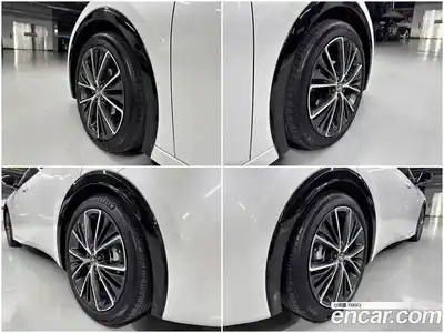 Toyota Prius 2024 2.0 Автомат в Москве № 383880, миниатюра 8