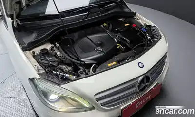 Mercedes-Benz B-Class 2014 1.8 Автомат в Москве № 390901, миниатюра 6