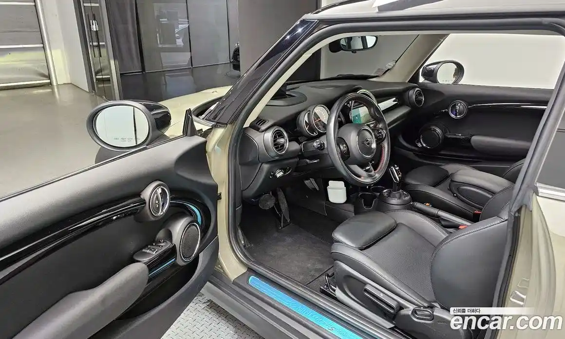 Mini Cooper 2020 2.0 Автомат в Москве № 392633, фото 10