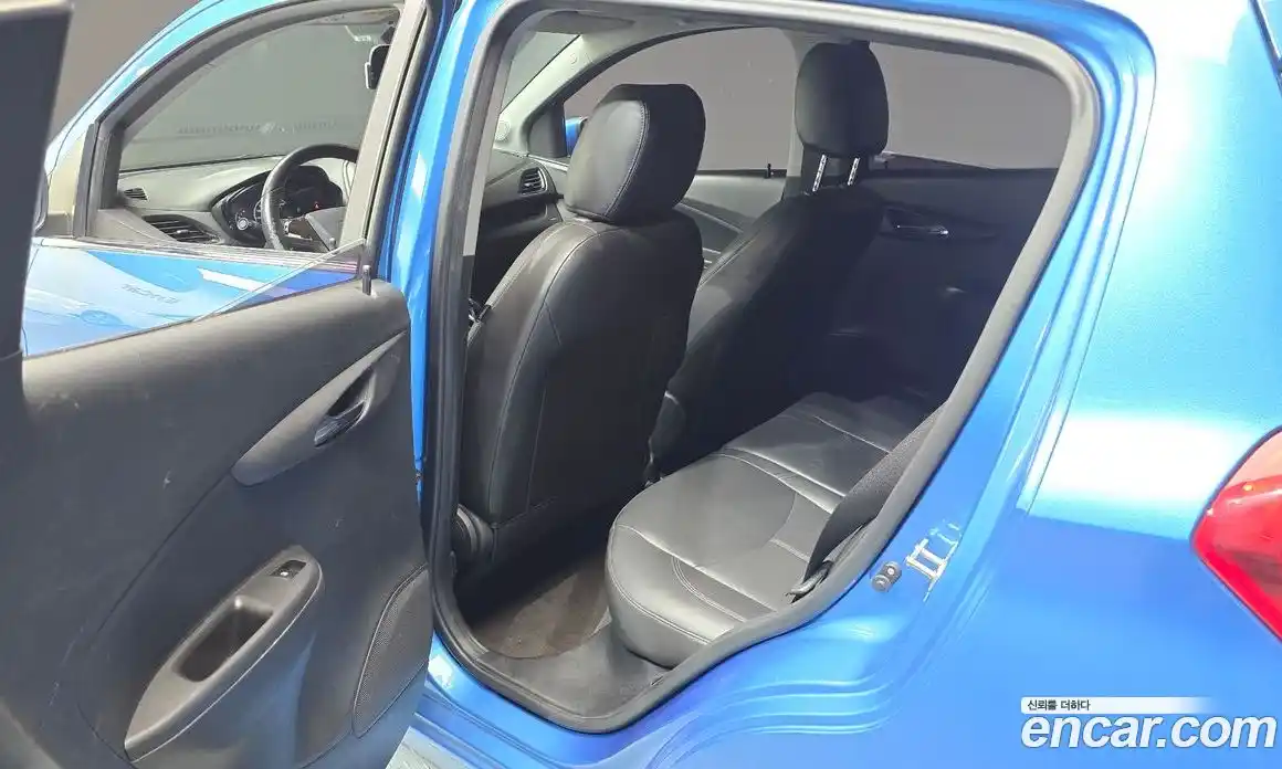 Chevrolet Spark 2016 1.0 Автомат в Москве № 40296, фото 11