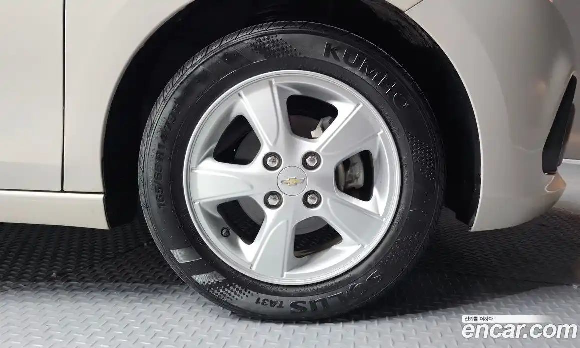 Chevrolet Spark 2017 1.0 Робот в Москве № 40525, фото 6