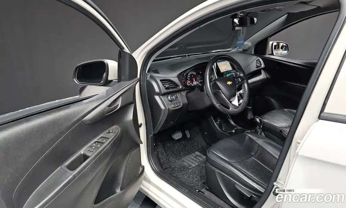 Chevrolet Spark 2017 1.0 Робот в Москве № 40525, фото 10