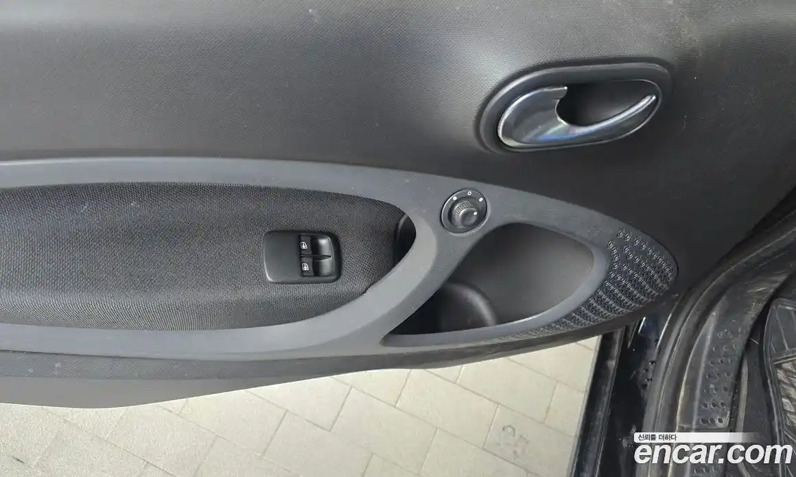 Smart Fortwo 2016 1.0 Автомат в Москве № 417133, фото 19