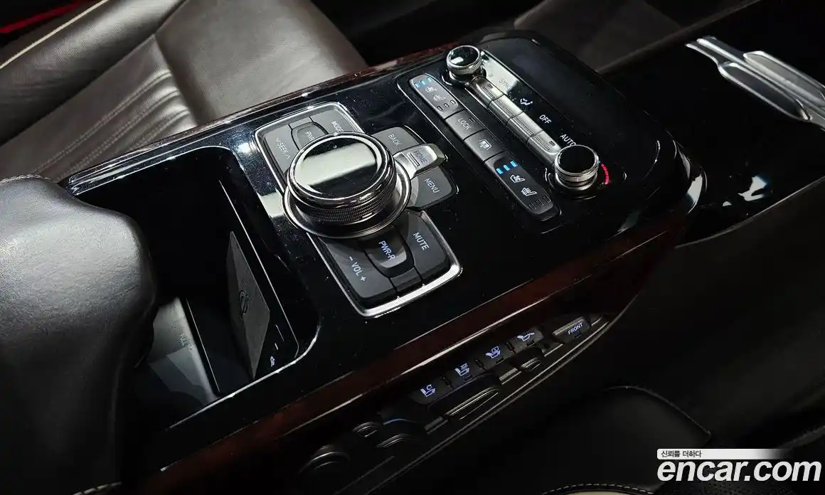 Genesis EQ900 2016 5.0 Автомат в Москве № 419855, фото 19