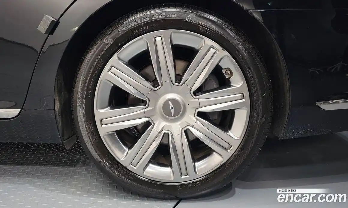 Genesis EQ900 2016 5.0 Автомат в Москве № 419855, фото 5