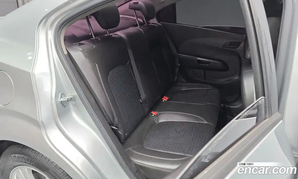 Chevrolet Aveo 2015 1.4 Автомат в Москве № 422431, фото 12